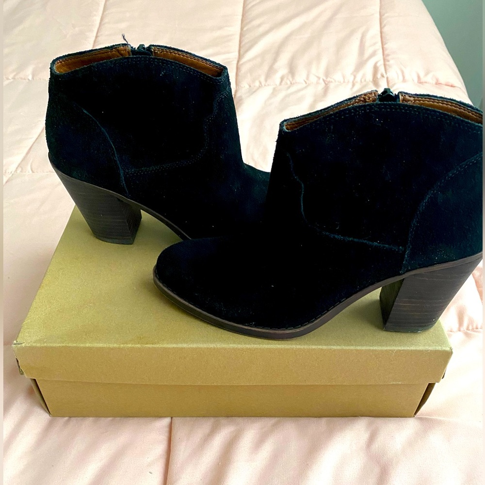 Lucky Brand suede booties